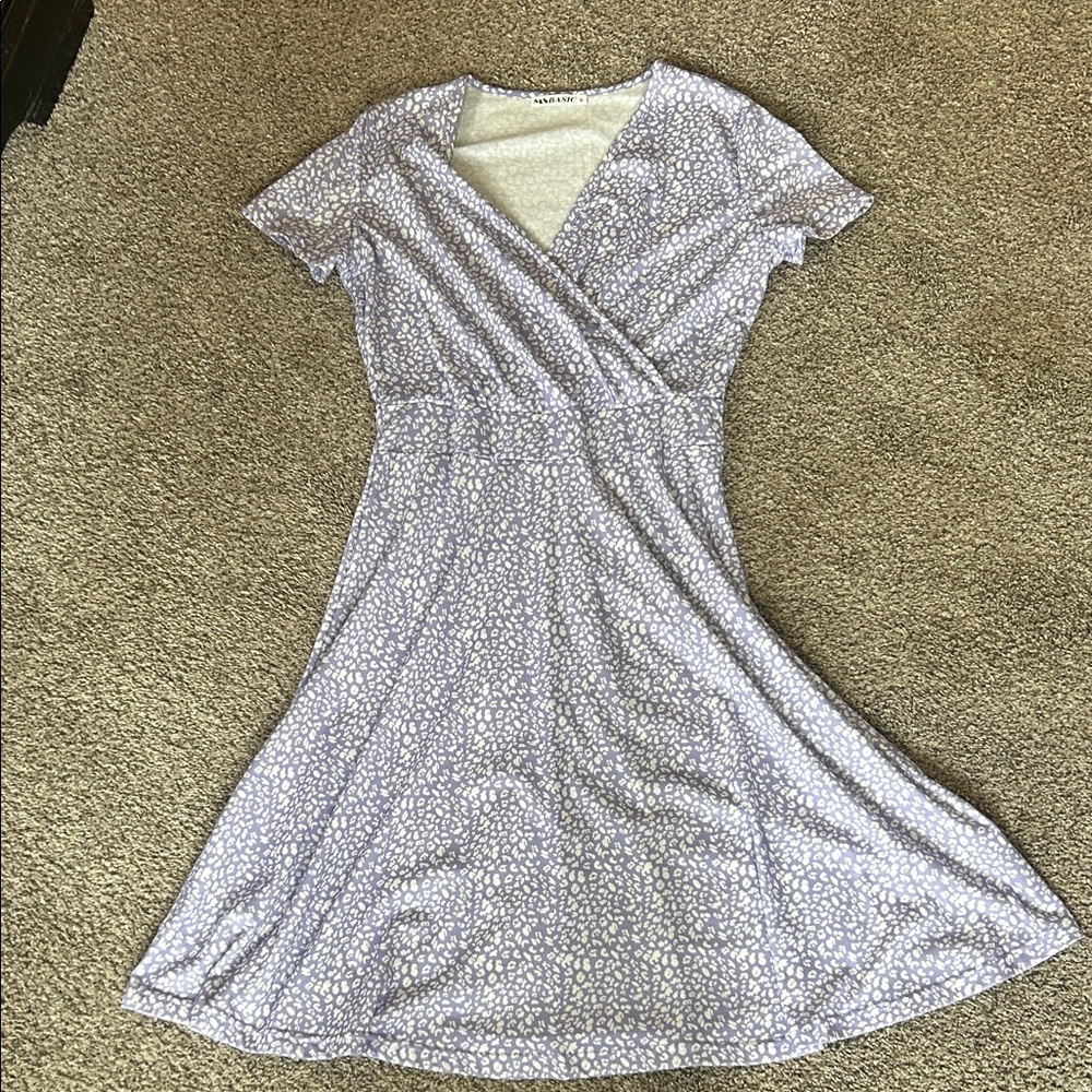 Chic Floral Midi Dress in Lavender